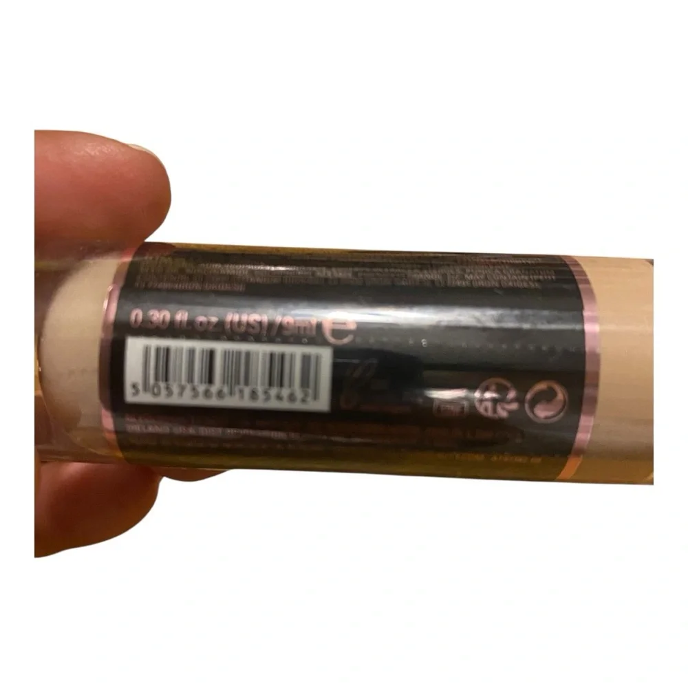 Revolution Conceal & Define Infinite Concealer - C2